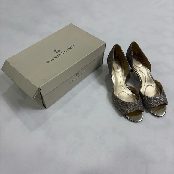 Bandolino Gold Sparkle Kitten Heel Pumps Peep Toe Women's 7.5 M Dress Shoes - Picture 3 of 14